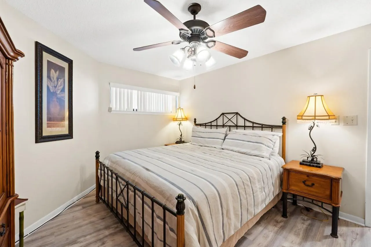 Aquavista Condominiums #204-W By Book That Condo Panama City Beach United States