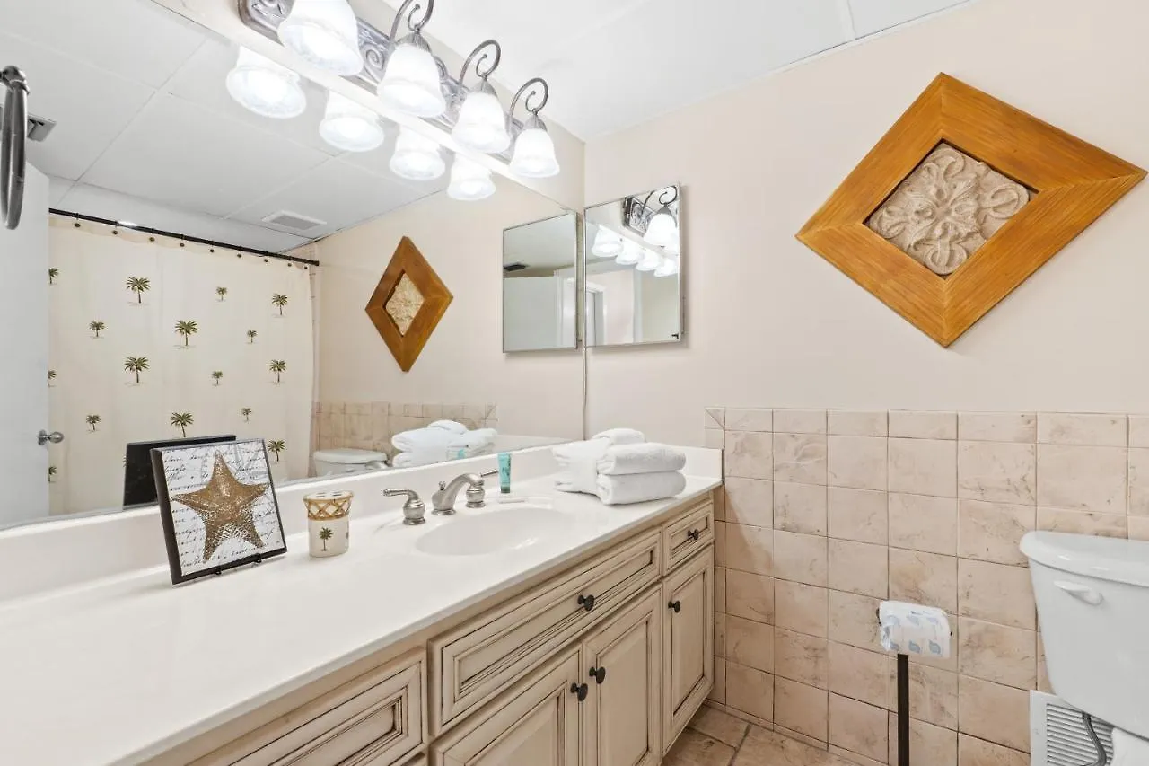 Aquavista Condominiums #204-W By Book That Condo Panama City Beach Holiday home